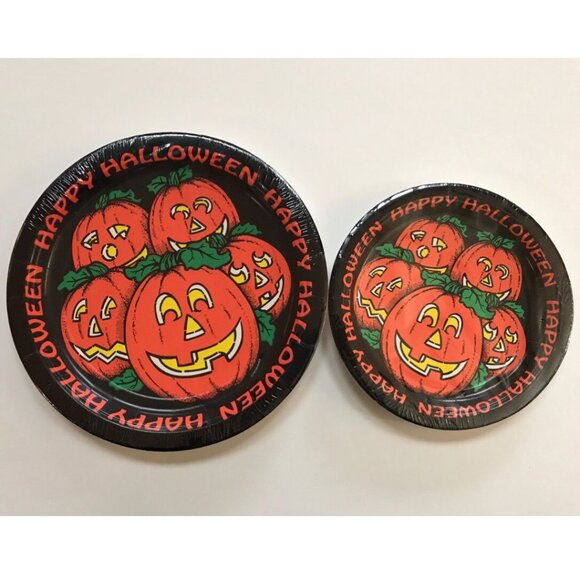 Halloween JOL Paper Plates Sealed Packs Serving Table Decor Made in USA - Picture 1 of 3